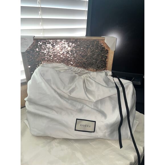 Gucci GG Canvas Shoulder Bag - Picture 13 of 13